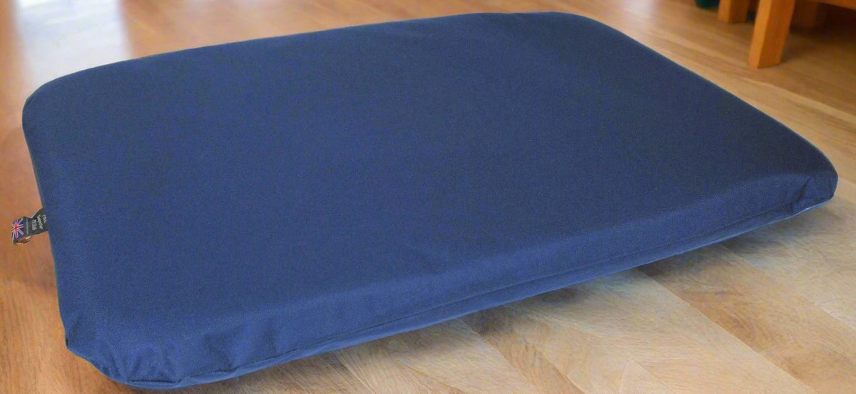 P&L Country Dog Heavy Duty Waterproof Duvet Dog Beds. - Pet Supplier Store