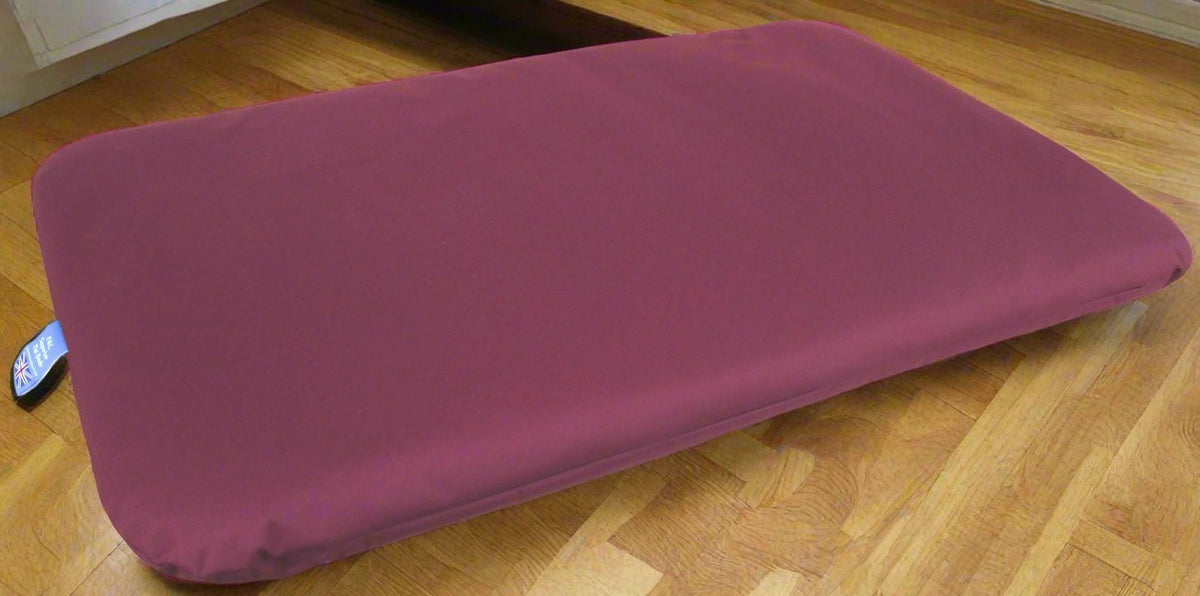 P&L Country Dog Heavy Duty Waterproof Duvet Dog Beds. - Pet Supplier Store