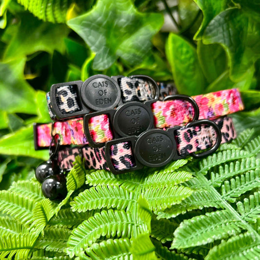 Blushing Leopard - Cat Collar, One Size