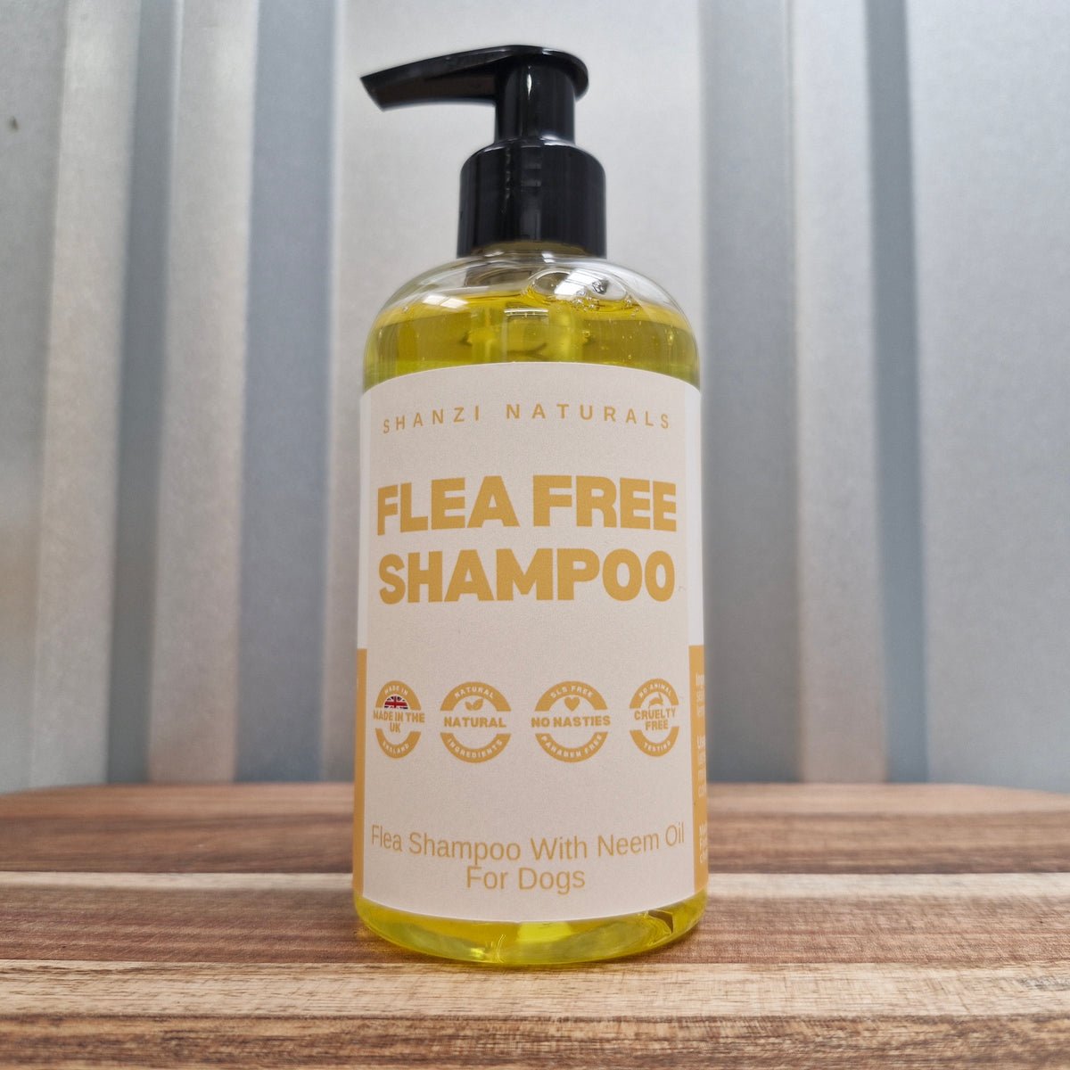 Flea Shampoo For Dogs - With Neem Oil - 250ml - Pet Supplier Store