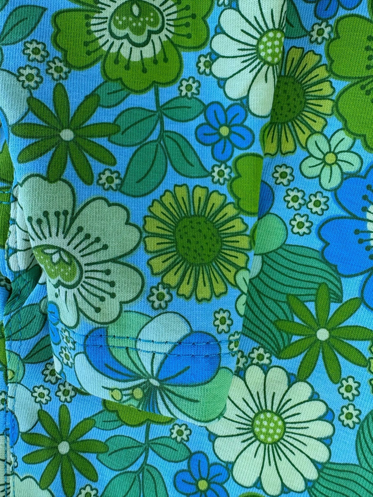 Jersey T-Shirt- Retro Floral - Green - Pet Supplier Store