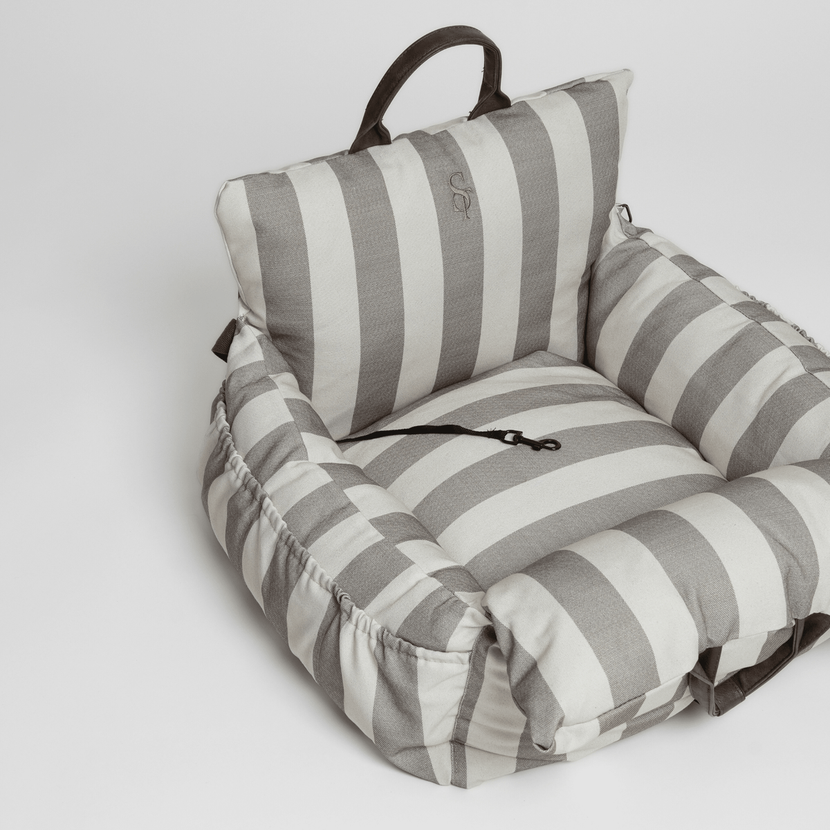 Lara Dog Striped Car Seat - Pet Supplier Store