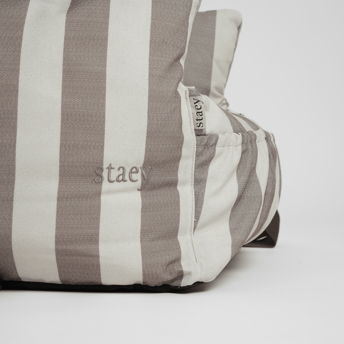 Lara Dog Striped Car Seat - Pet Supplier Store