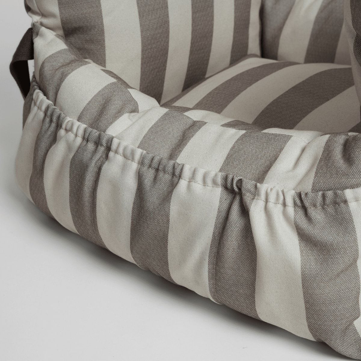 Lara Dog Striped Car Seat - Pet Supplier Store