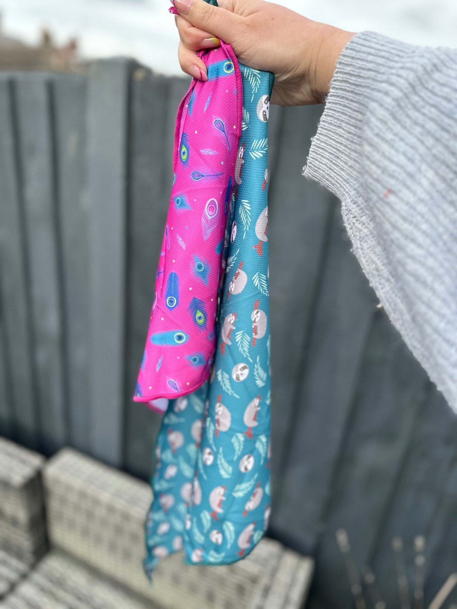 Peacock Power Cooling Bandana - Pet Supplier Store