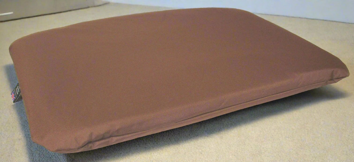 P&L Country Dog Heavy Duty Waterproof Duvet Dog Beds. - Pet Supplier Store