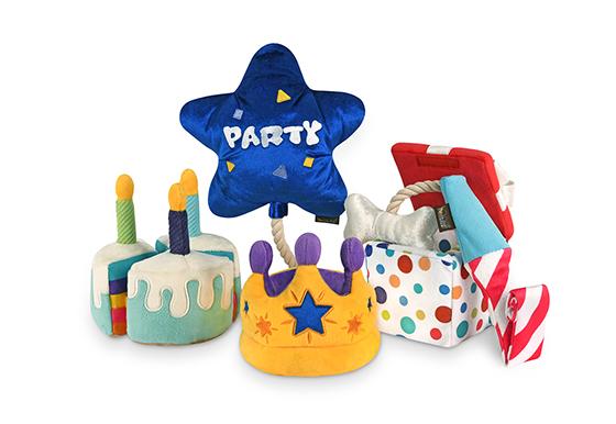 Party Time Canine Crown Plush Dog Toy