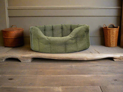Premium Orkney Tweed Oval Beds - Pet Supplier Store