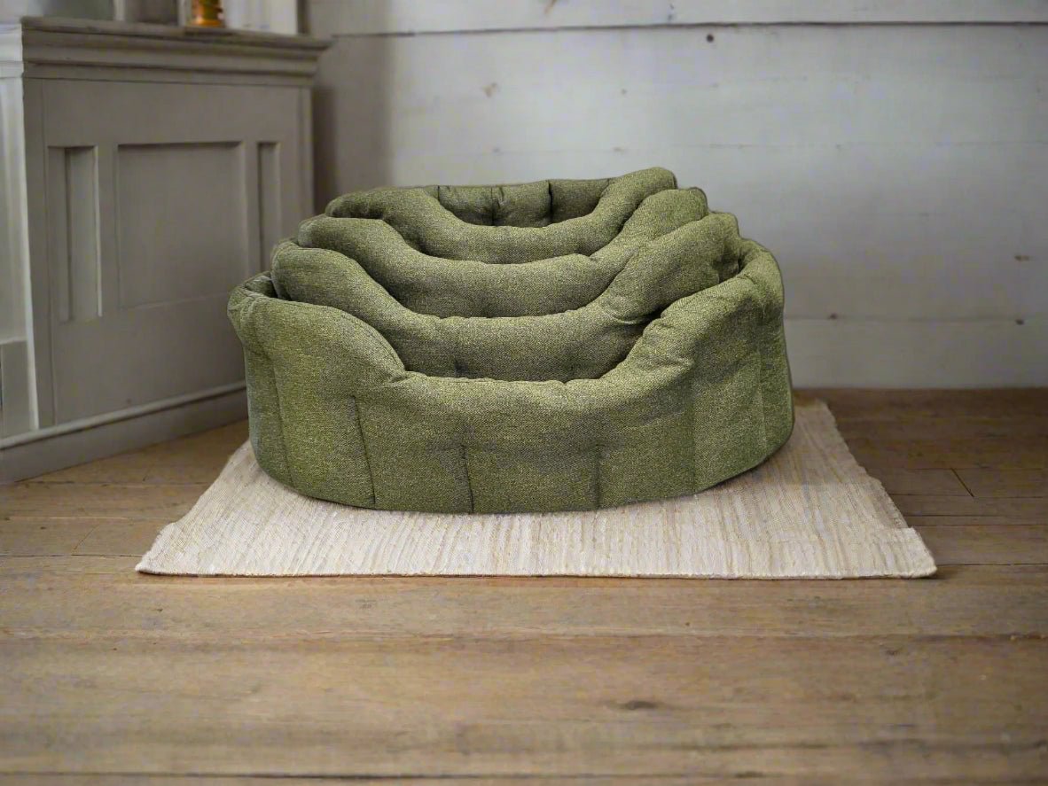 Premium Orkney Tweed Oval Beds - Pet Supplier Store