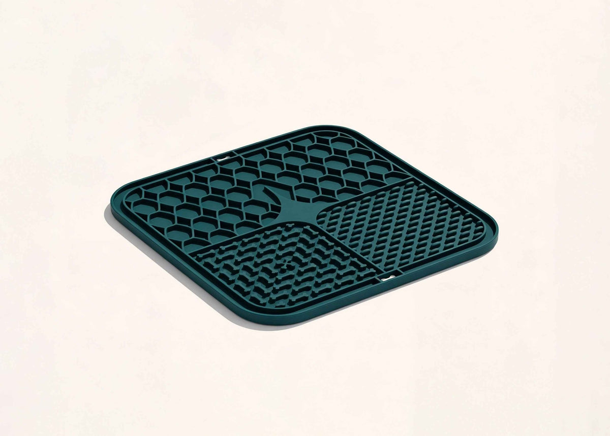 Superwild Lick Mat - Pet Supplier Store