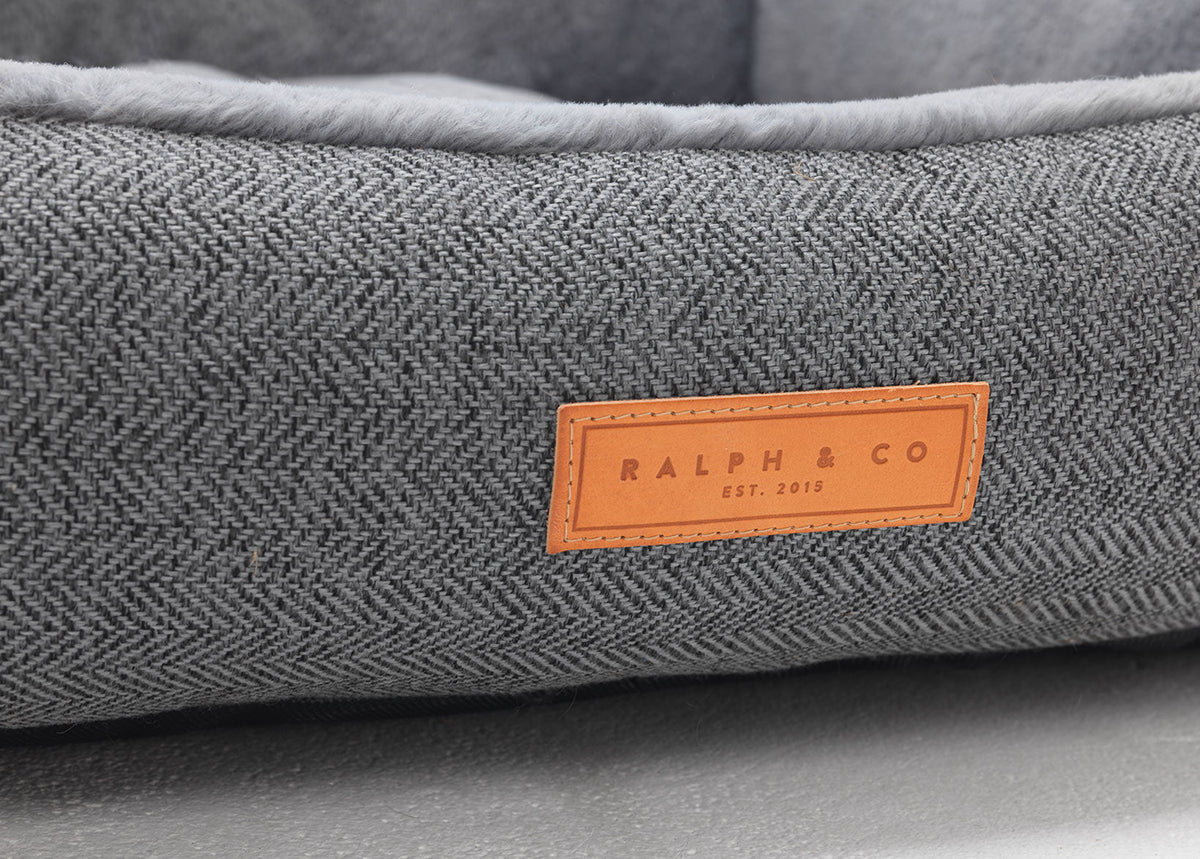 THE BALMORAL | LUXURY HERRINGBONE BED - Pet Supplier Store