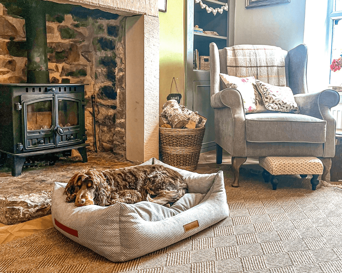 THE HIGHCLERE | LUXURY MEMORY FOAM BED - Pet Supplier Store